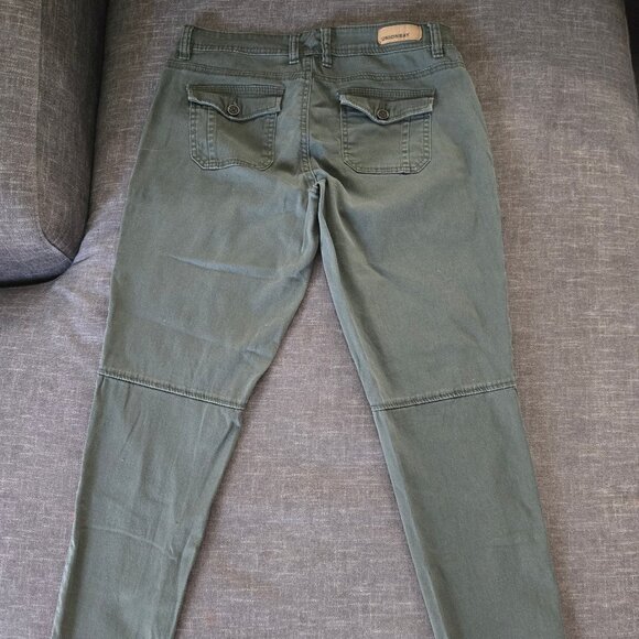 Unionbay Olive Green Utility Skinny Pants Size 9 | Cargo Pockets + Zippers - Picture 3 of 4